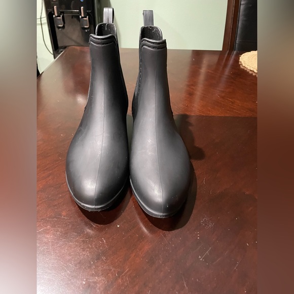 Jeffrey Campbell Havana Last Matte Black Rain Ankle Booties Womens Size 8 - Picture 7 of 9